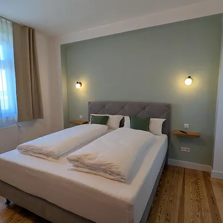 Forsthaus Zur Linde Couette-café Hermeskeil